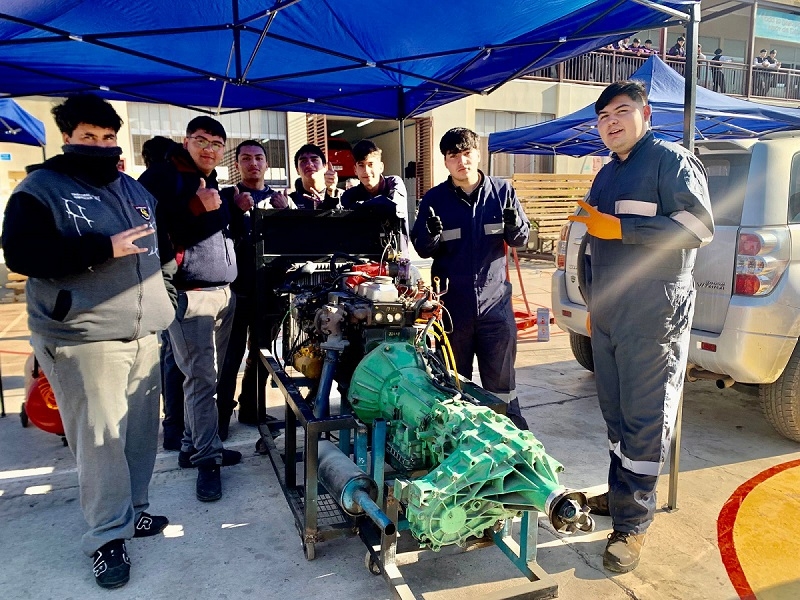 &Aacute;rea T&eacute;cnico Profesional de la Escuela Industrial Salesianos Copiap&oacute; realiza una completa muestra del Taller de Mec&aacute;nica Automotriz