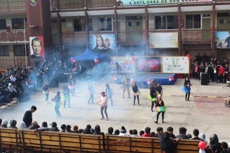 Día del Alumno celebrado con Mamás y Show Sorpresas