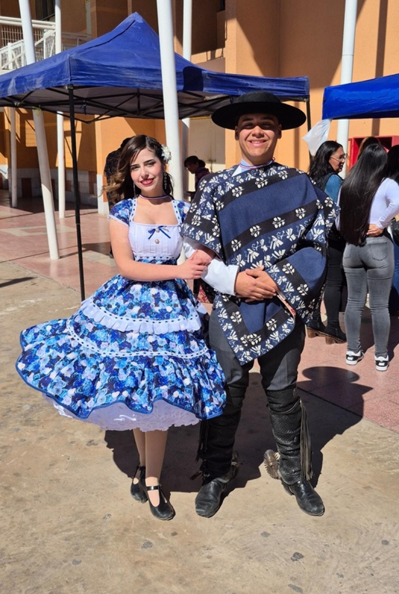 Estudiantes Salesianos brillan en el 4&ordm; Encuentro Comunal de Cueca